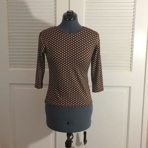 Brown and white polka dot fiore